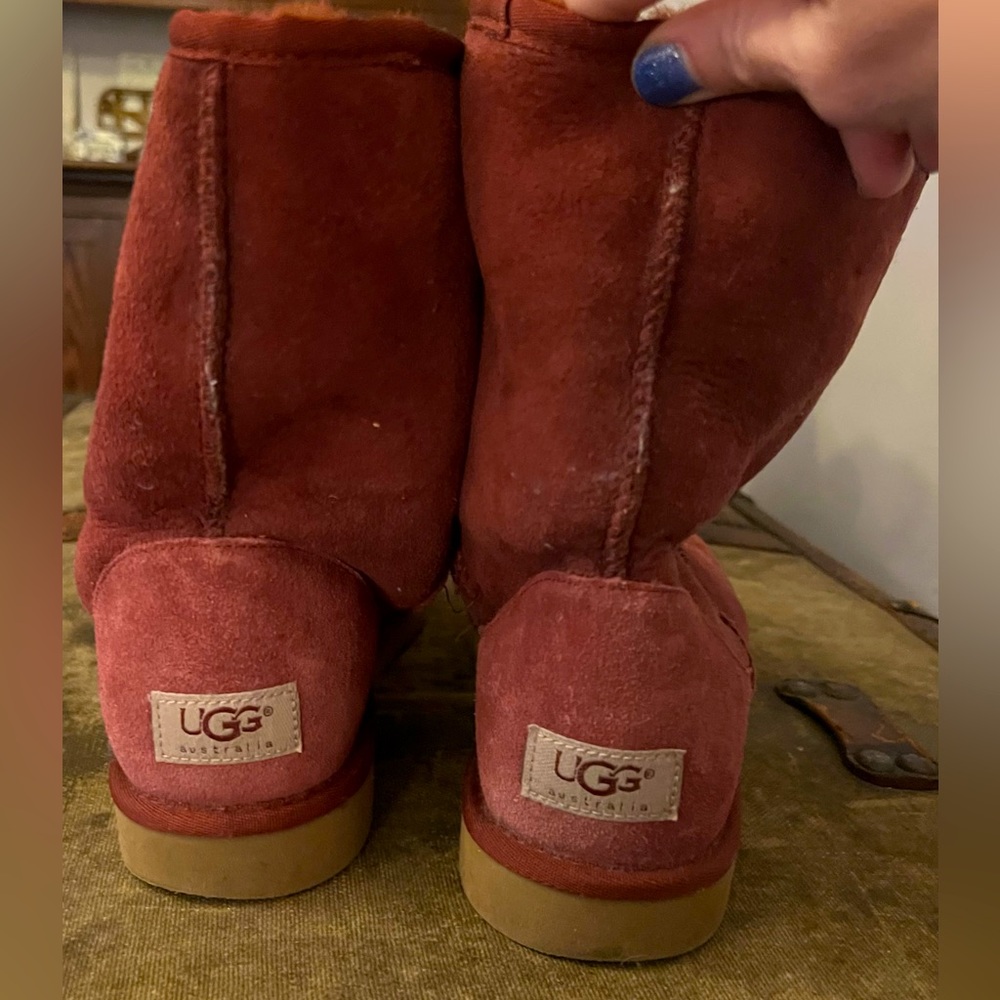 Women’s Ugg boots size 9